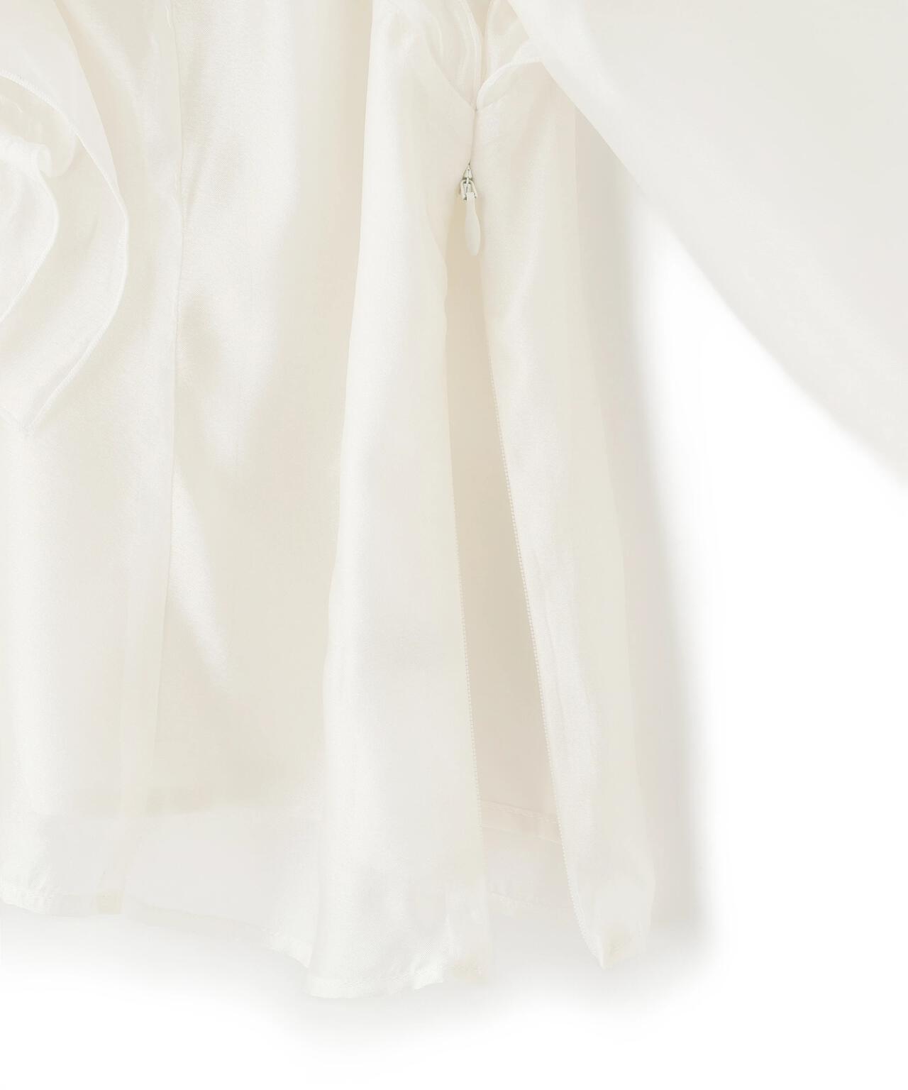 シアーフリルブラウス