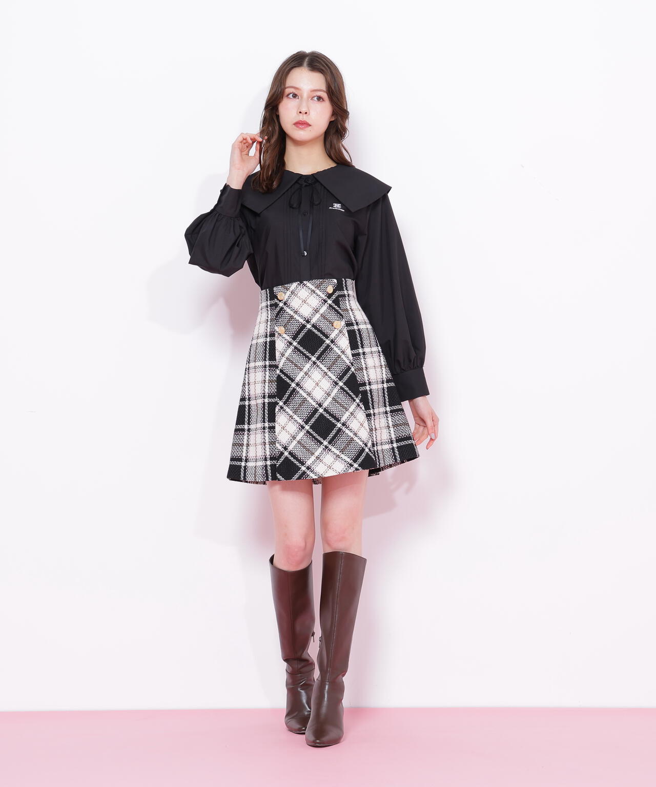 ビッグカラー短丈ブラウス