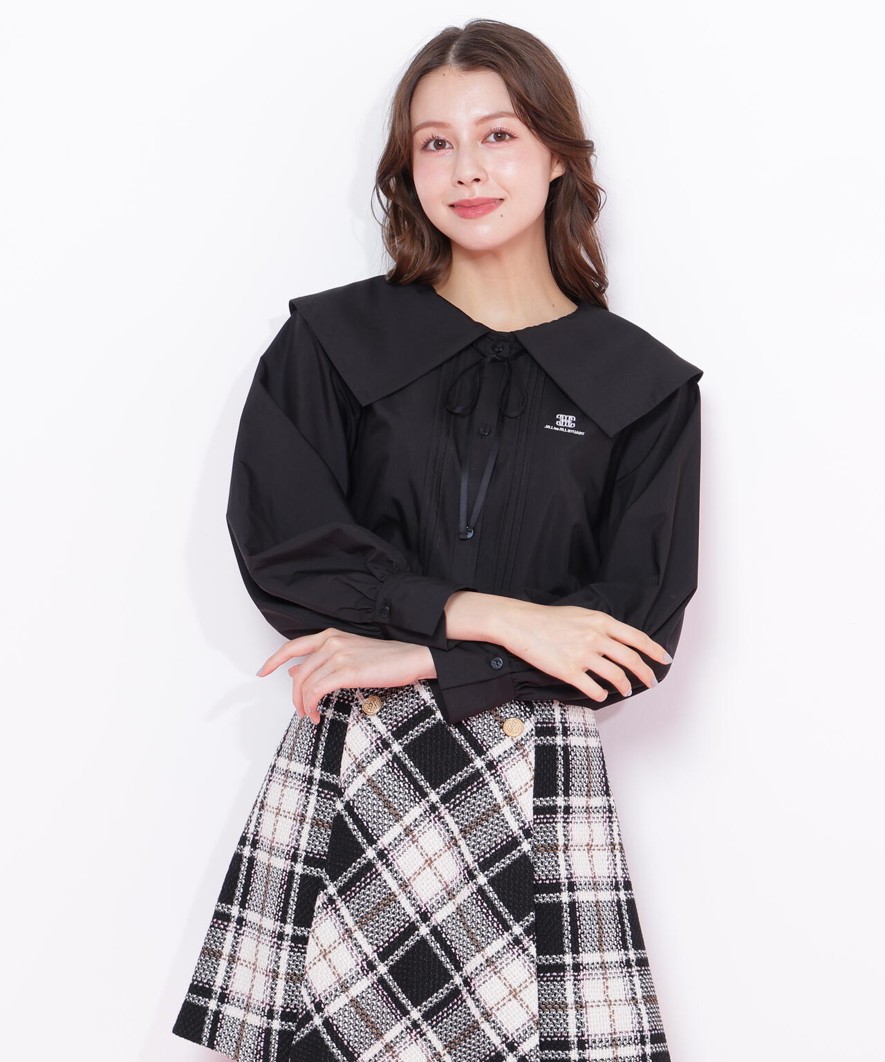 ビッグカラー短丈ブラウス