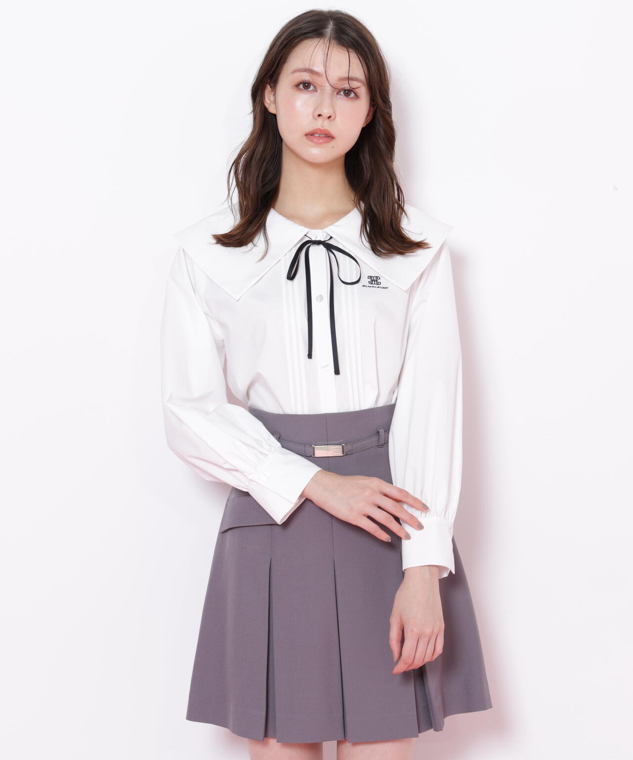 ビッグカラー短丈ブラウス