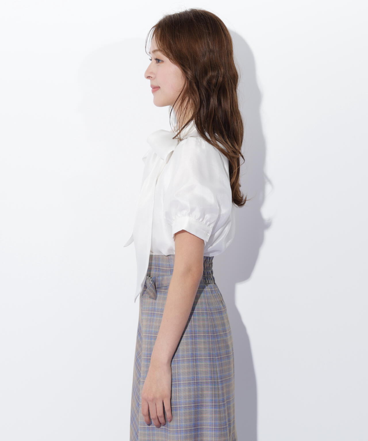 バルーンスリーブボウタイブラウス