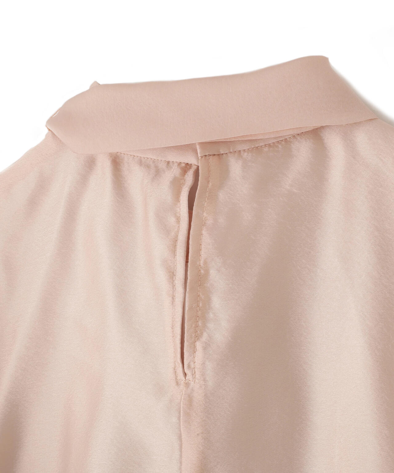 バルーンスリーブボウタイブラウス