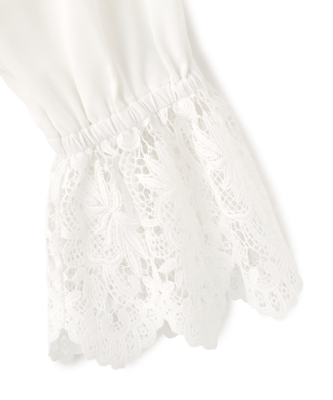 レース衿ブラウス