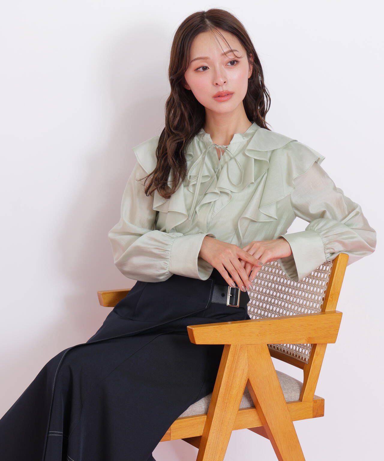 長袖ラッフルブラウス | JILL by JILL STUART（ジル バイ ジル