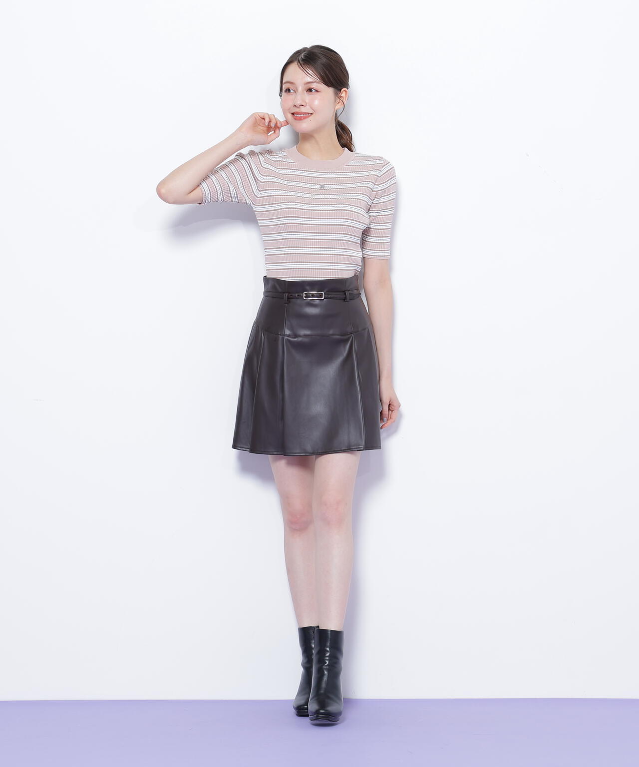 フェイクレザープリーツミニスカート