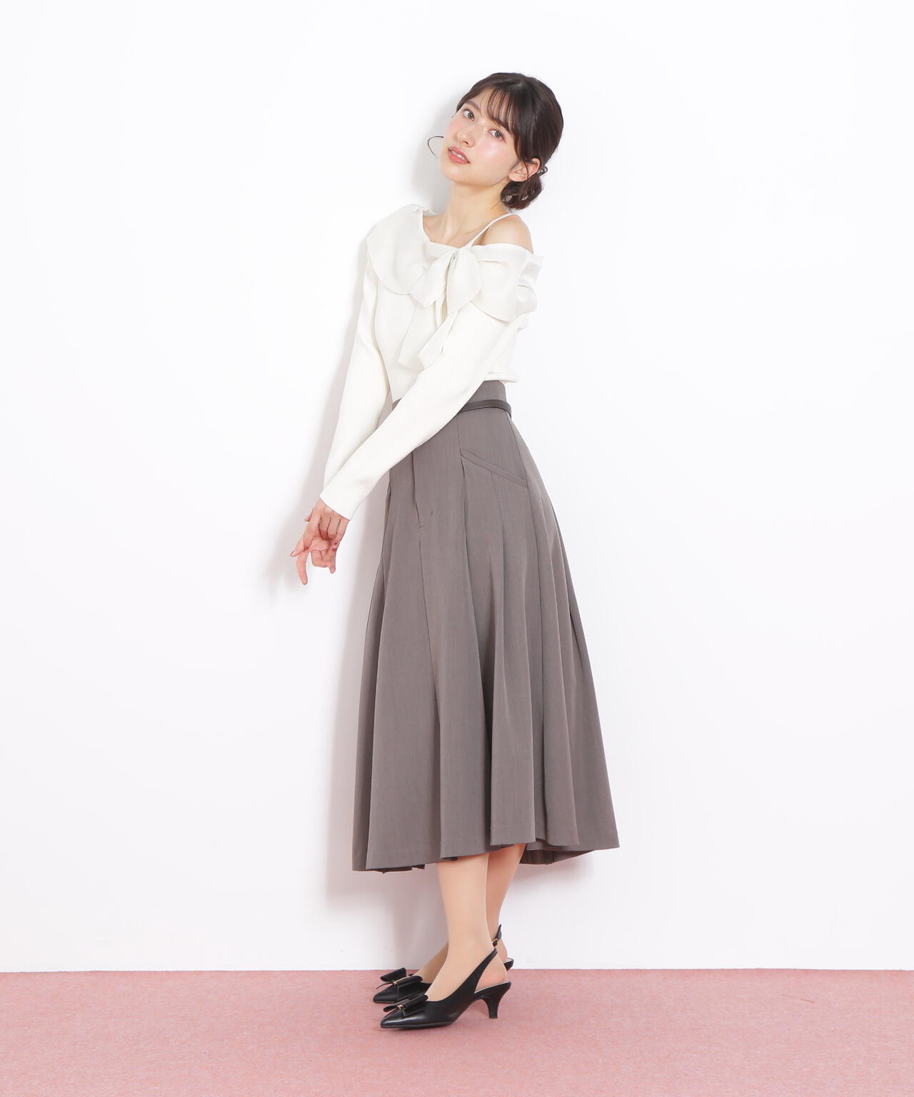 ベルト付タックフレアスカート
