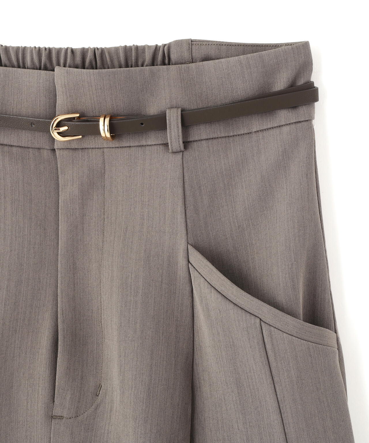 ベルト付タックフレアスカート