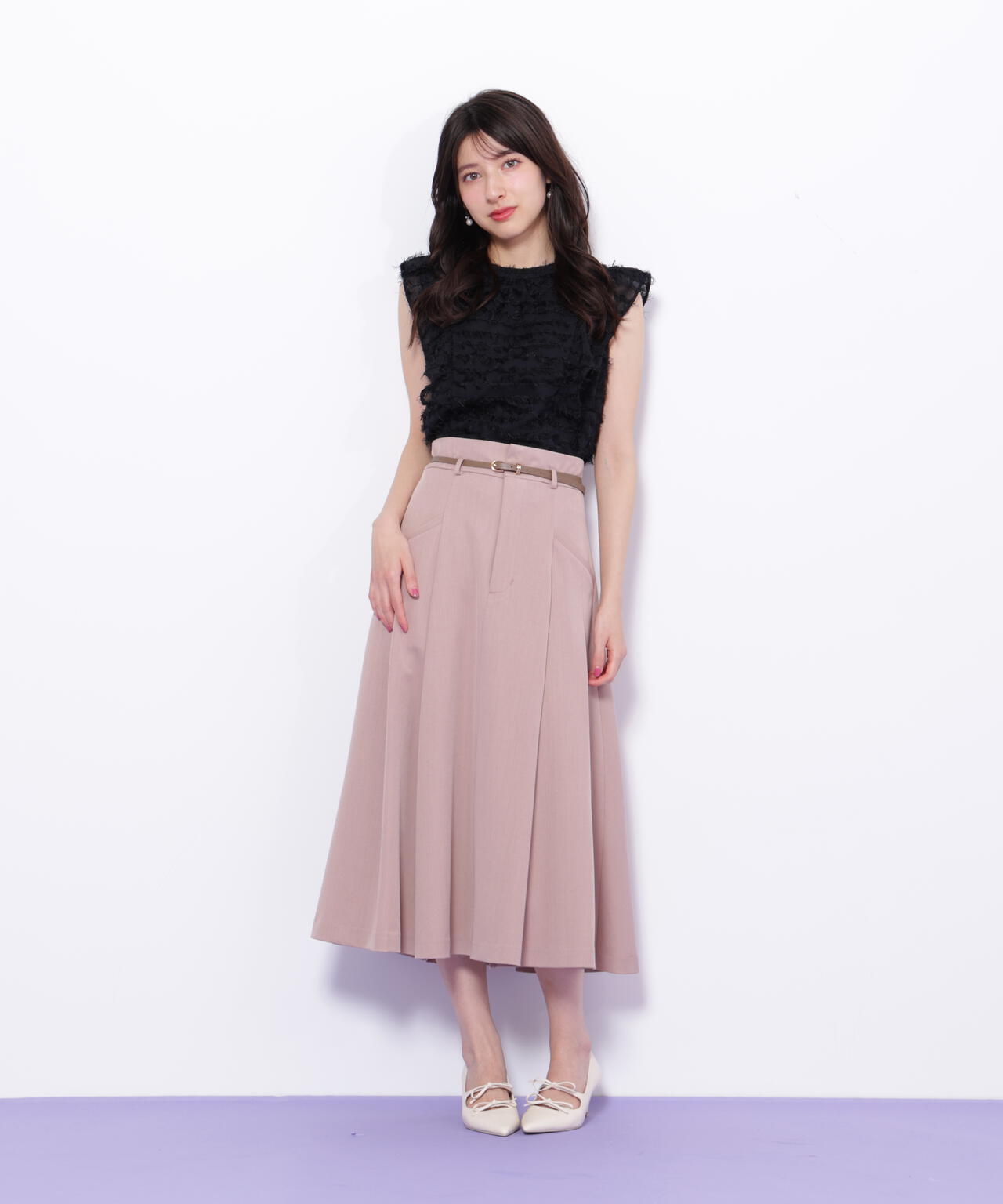 ベルト付タックフレアスカート