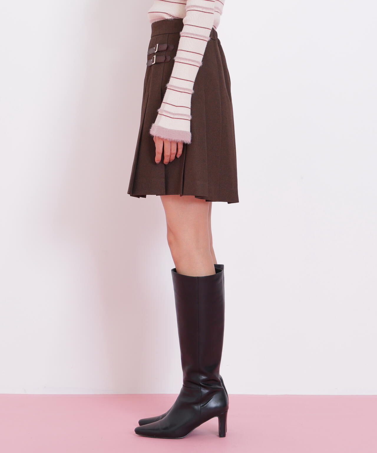 サイドベルトプリーツミニスカート