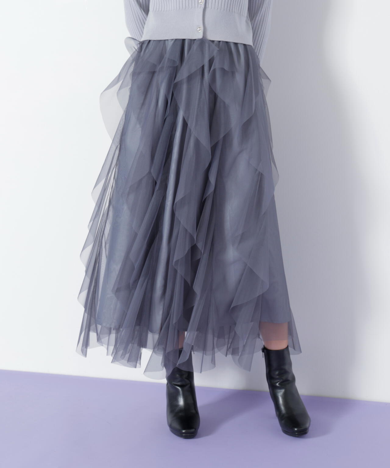縦ラッフルチュールスカート