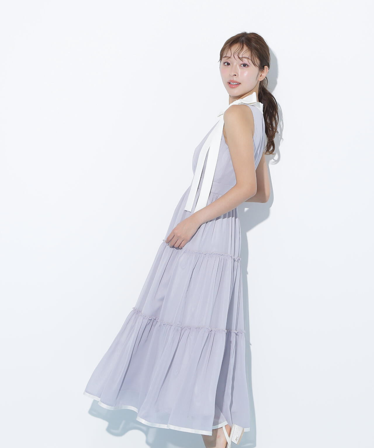 ホルターネックティアードワンピース | JILL by JILL STUART