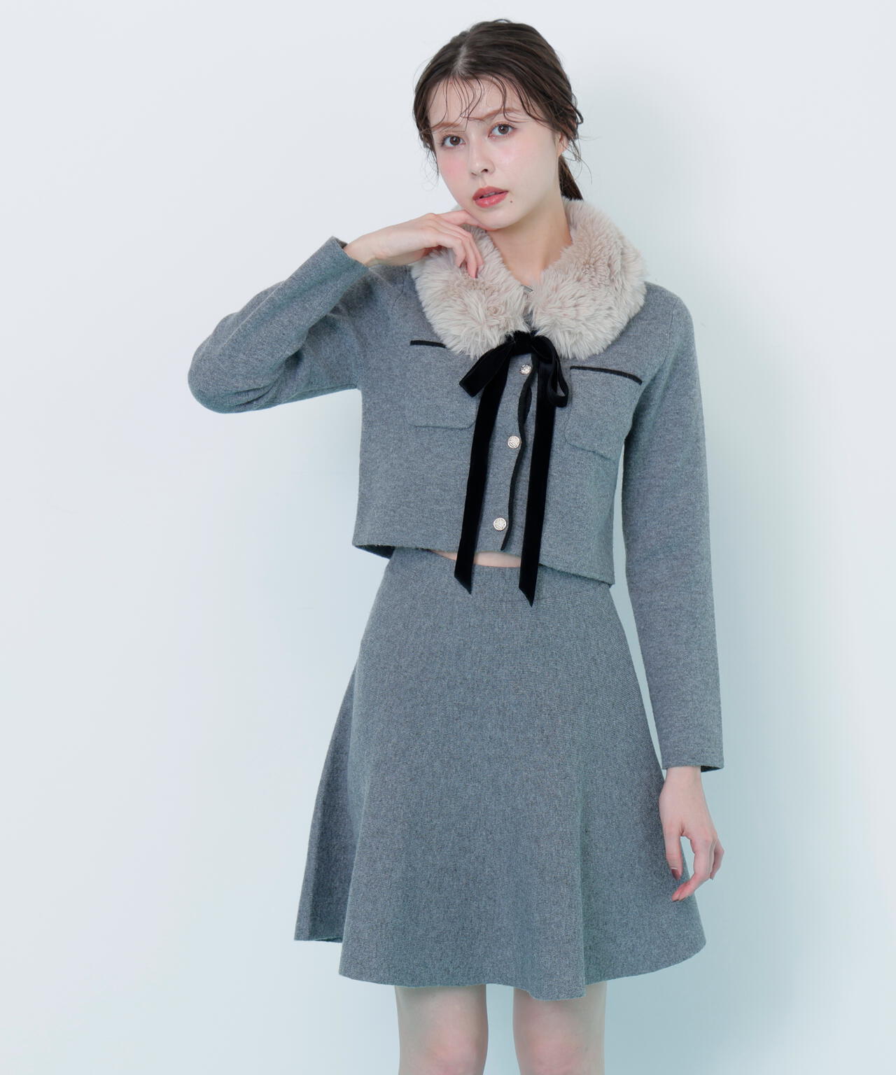 ファーティッペットニットセットアップ