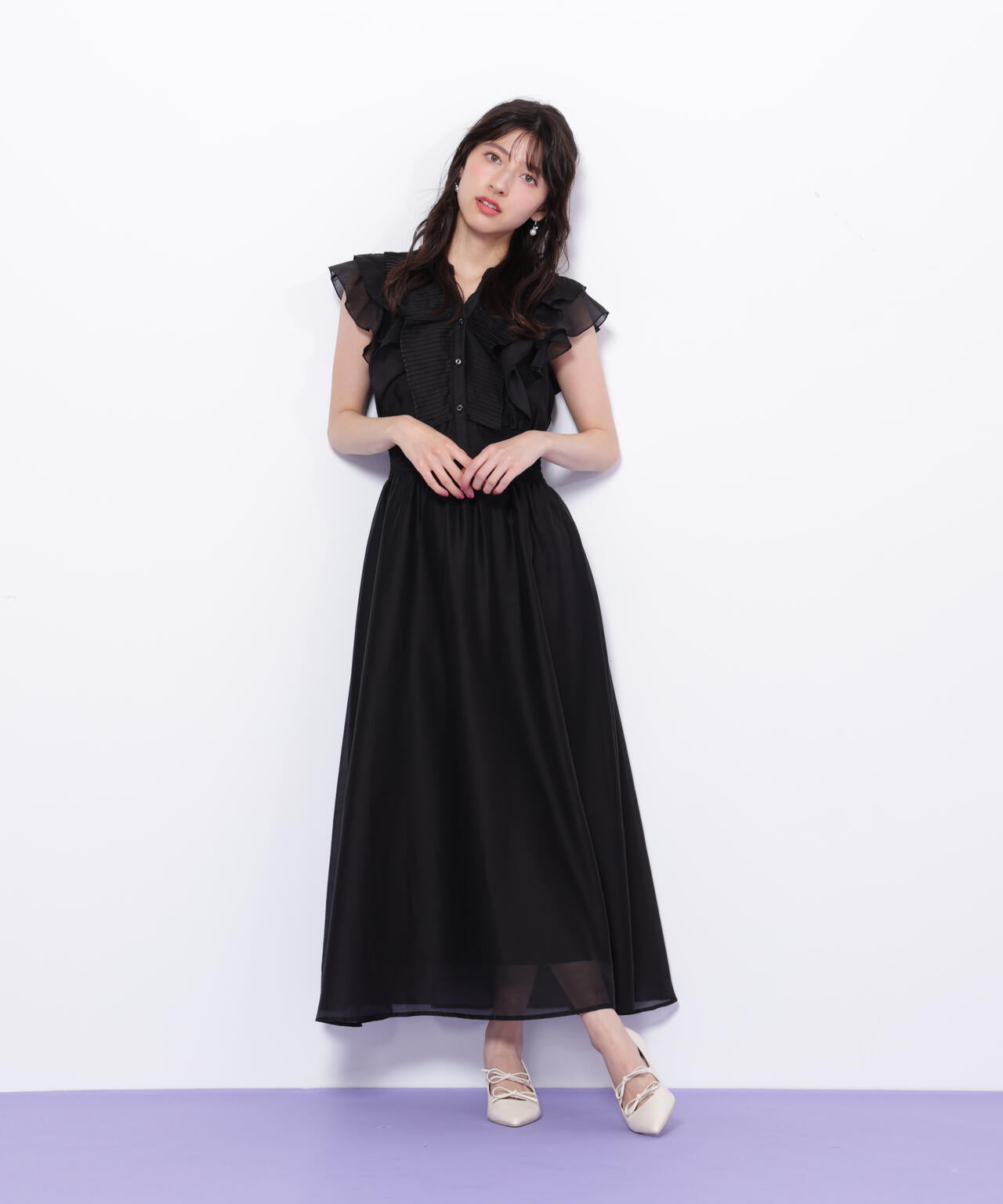 シアープリーツフリルワンピース