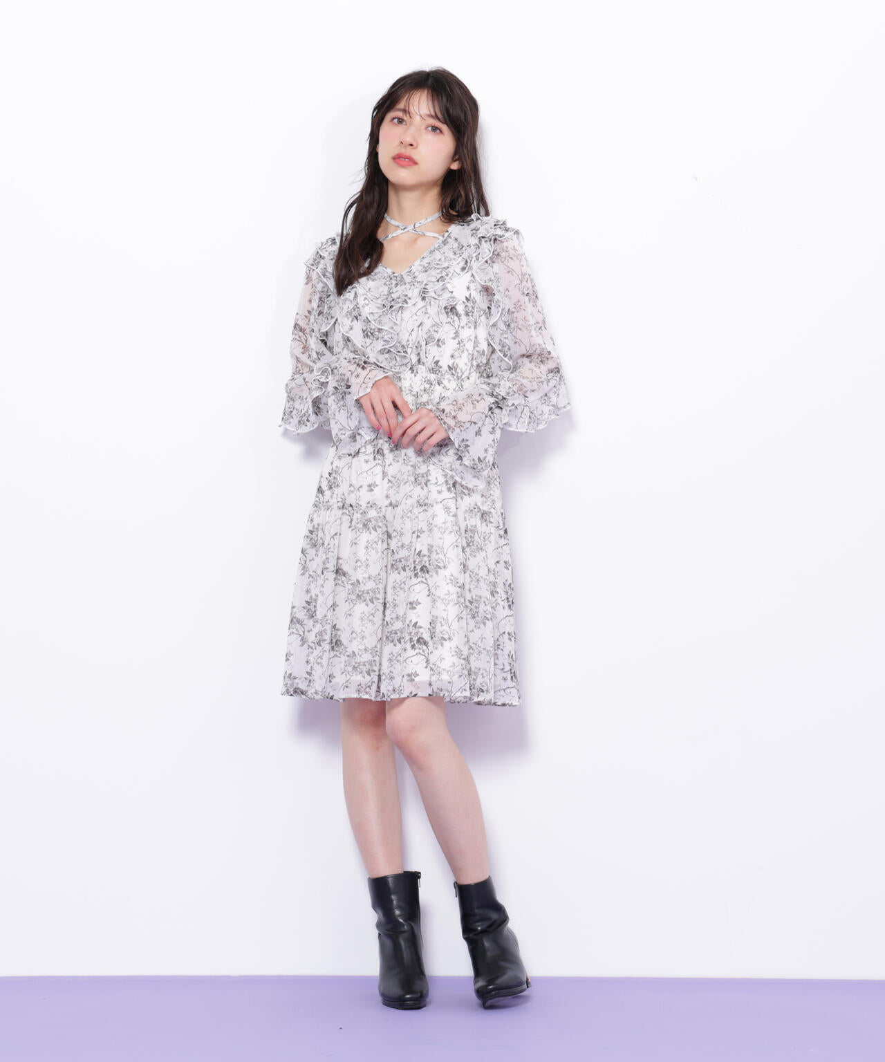フリルミニワンピース