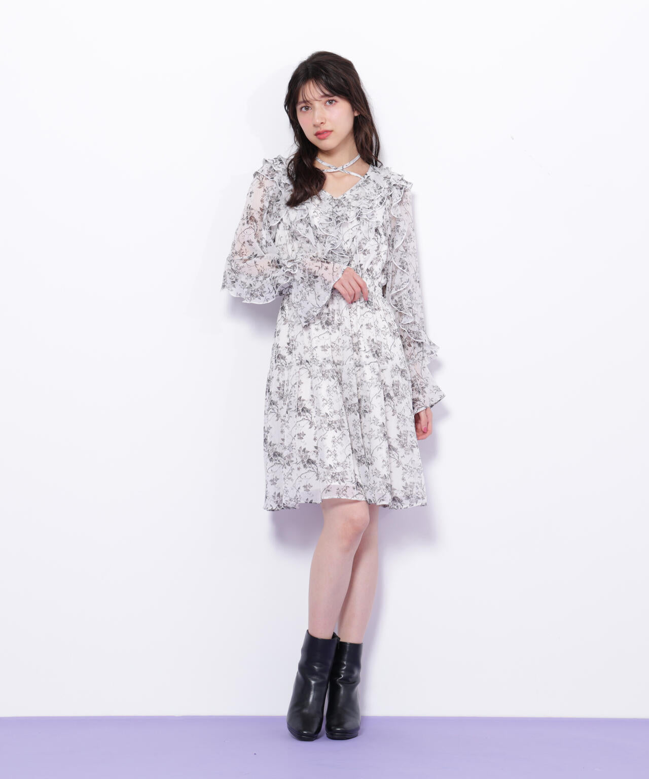 フリルミニワンピース