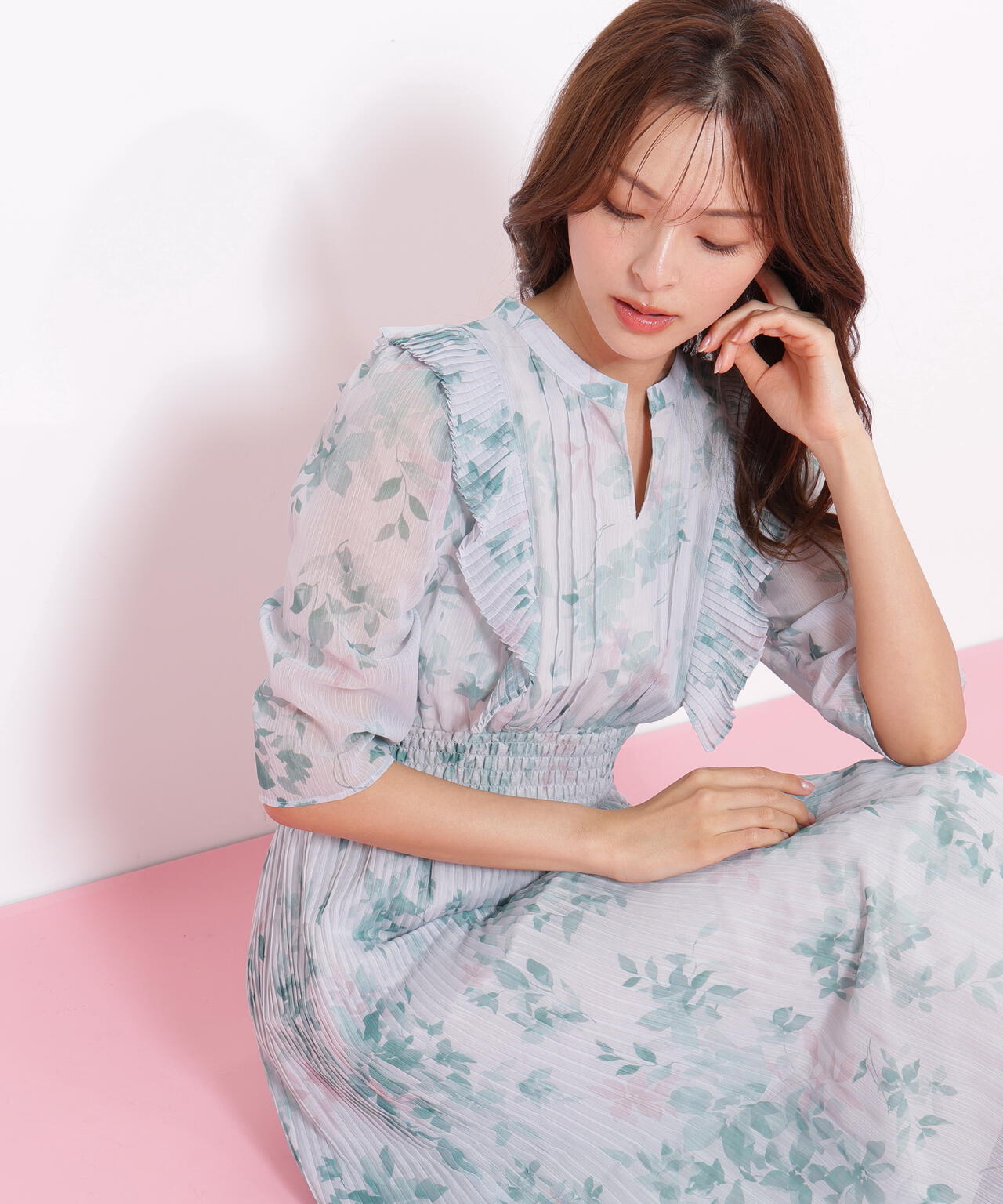 ぼかしフラワープリントワンピース