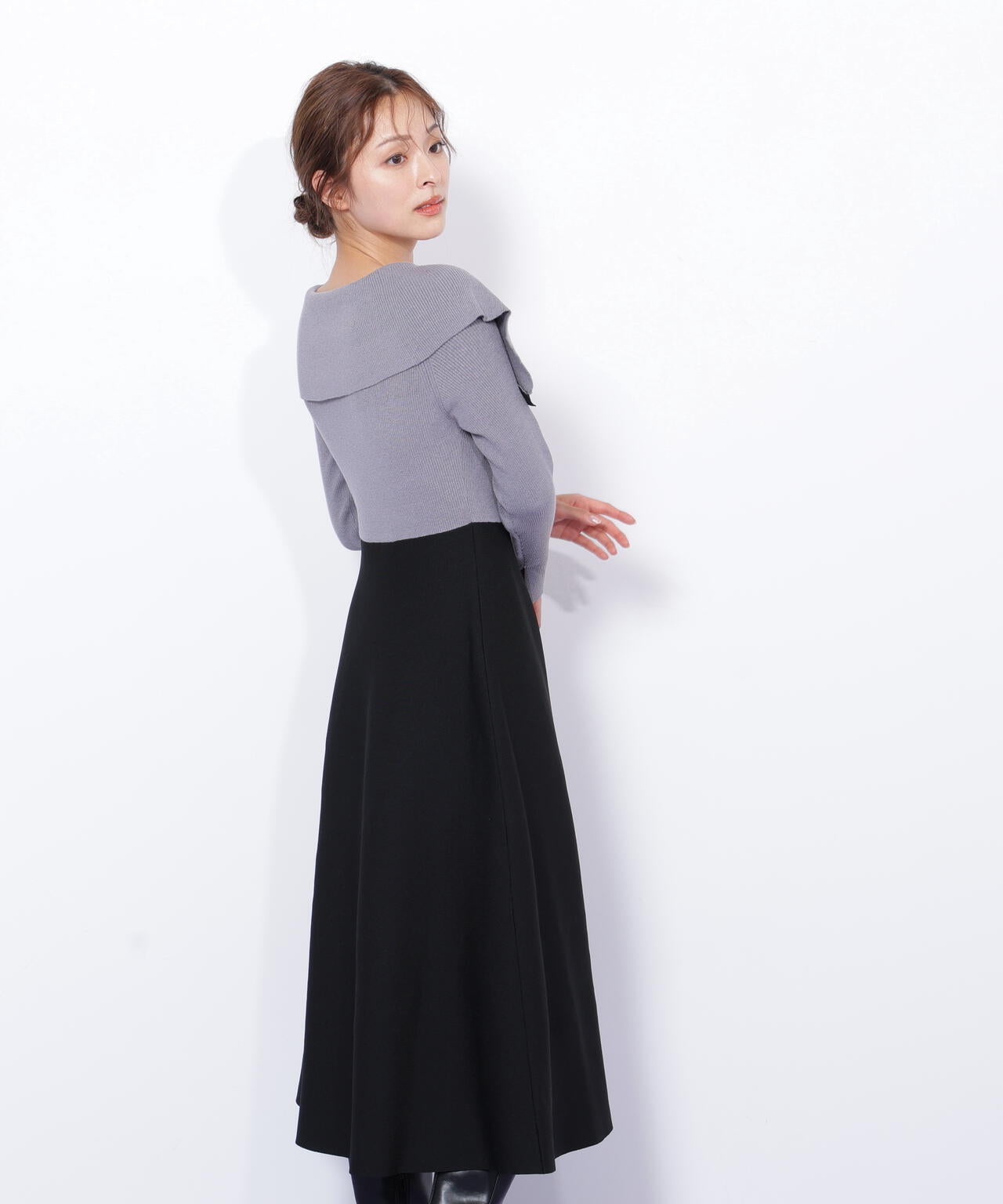 ビッグカラーニットワンピース