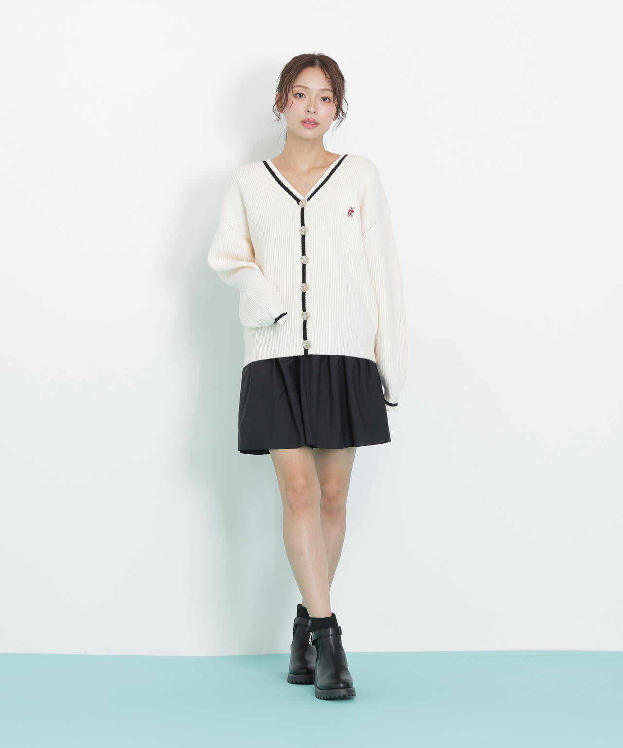 ＜ＢＥＡＲシリーズ＞カーディガンセットアップ