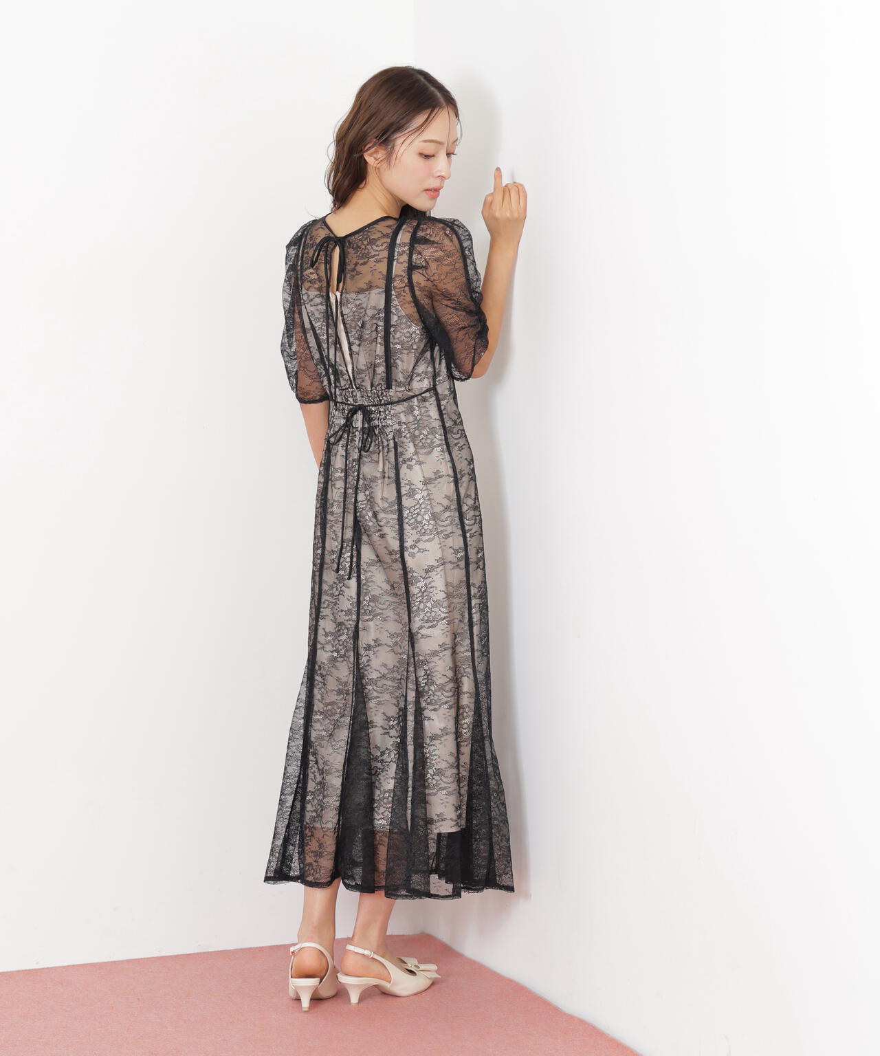 ラメコードレースバイカラードレス