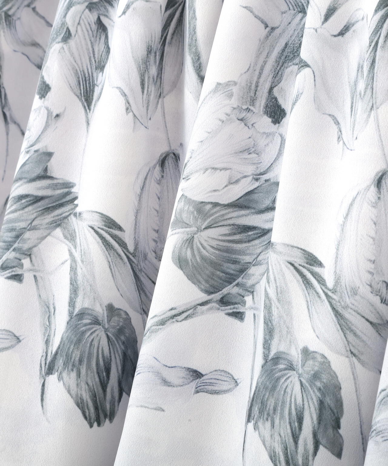 ピンタック花柄ワンピース