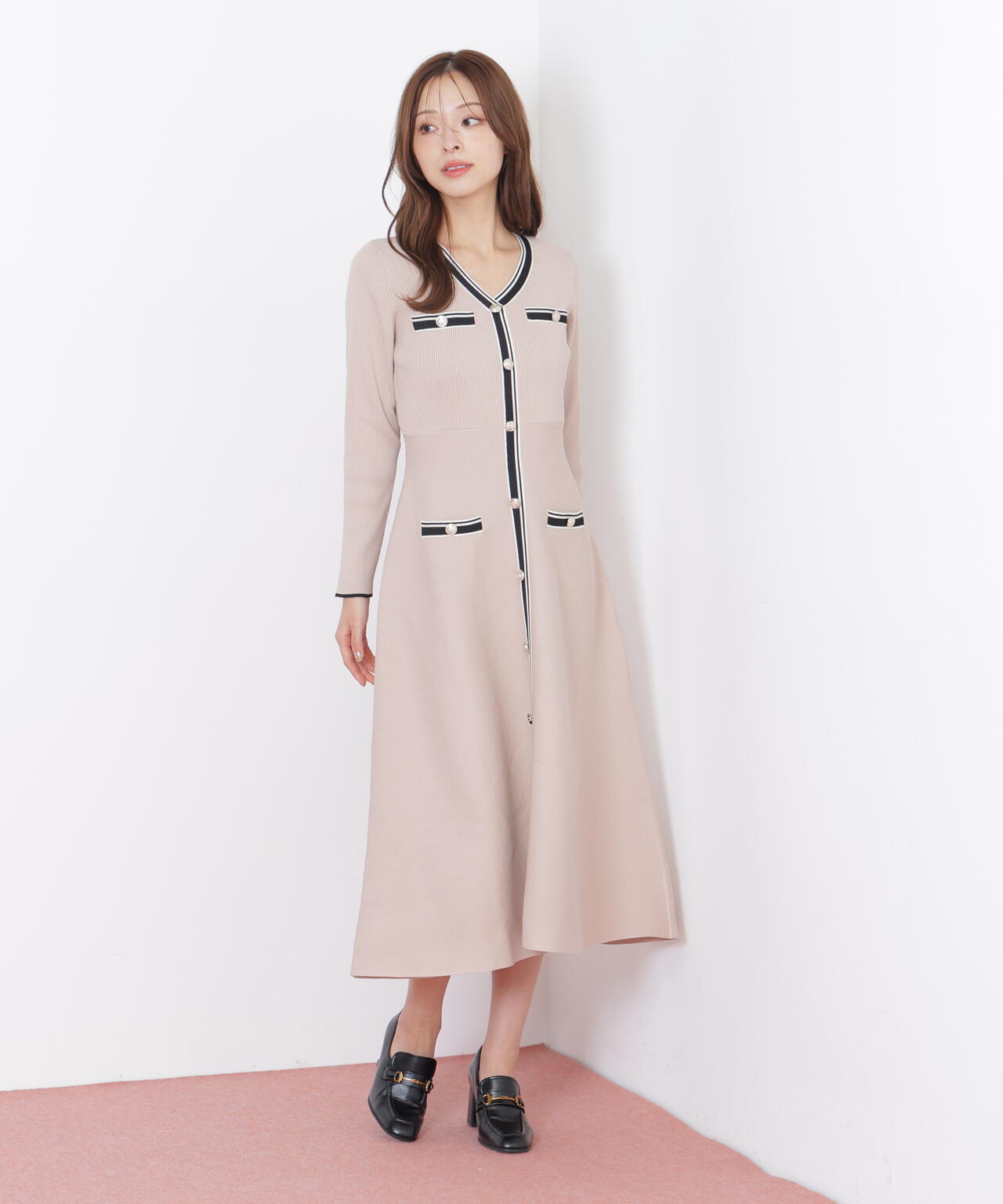 Vネック配色ラインフレアワンピース | JILL by JILL STUART（ジル バイ