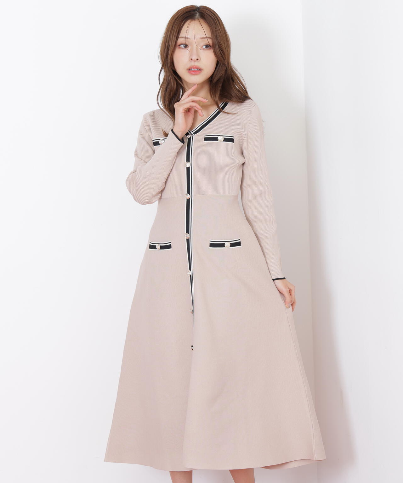 Vネック配色ラインフレアワンピース | JILL by JILL STUART（ジル バイ