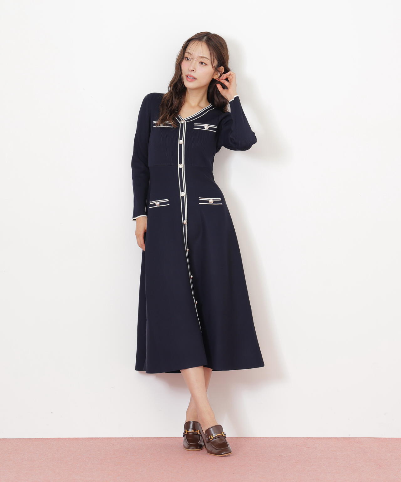 Vネック配色ラインフレアワンピース | JILL by JILL STUART（ジル バイ