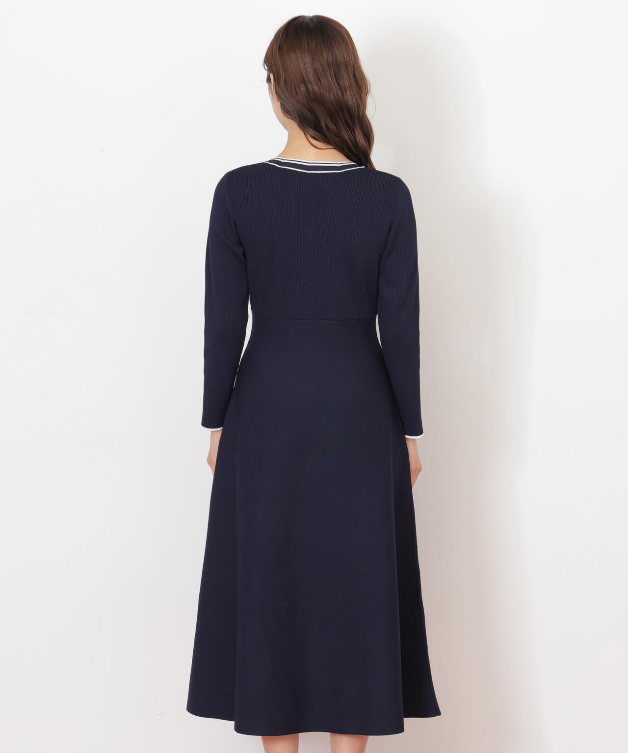 Vネック配色ラインフレアワンピース