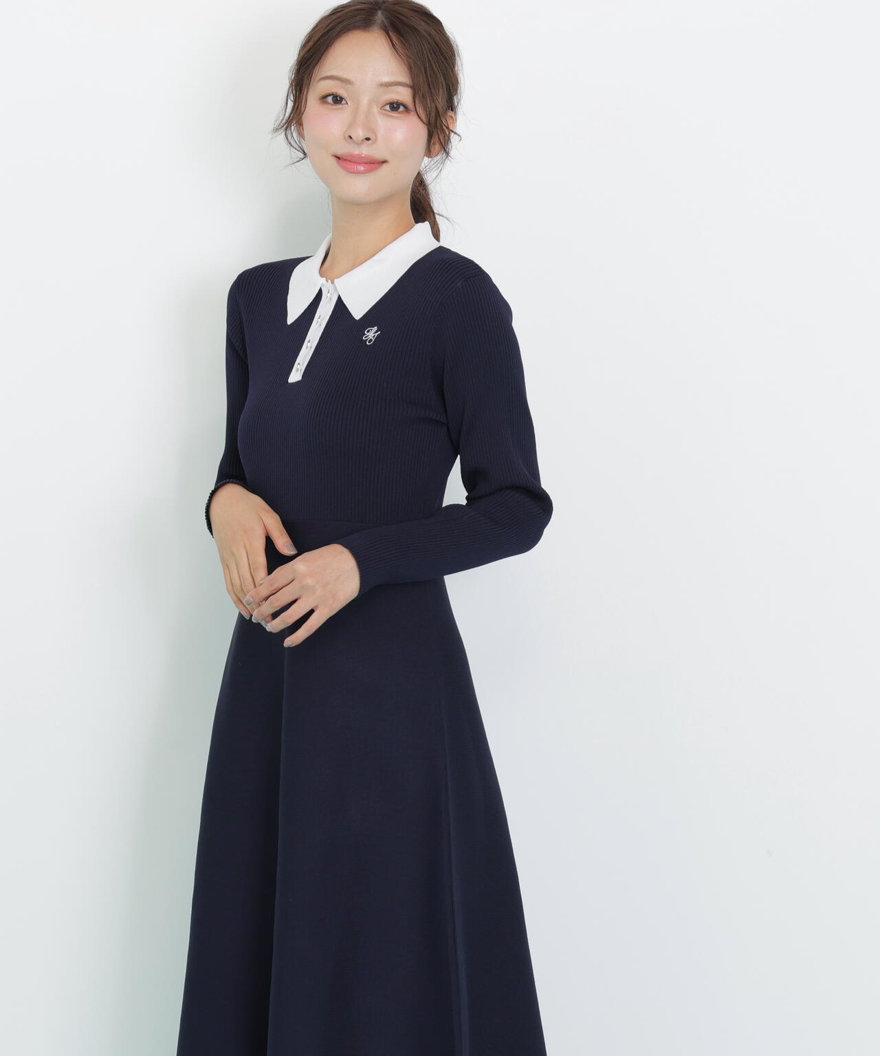 長袖ポロネックニットワンピース 長袖ポロネックニットワンピース | JILL by JILL STUART（ジル バイ