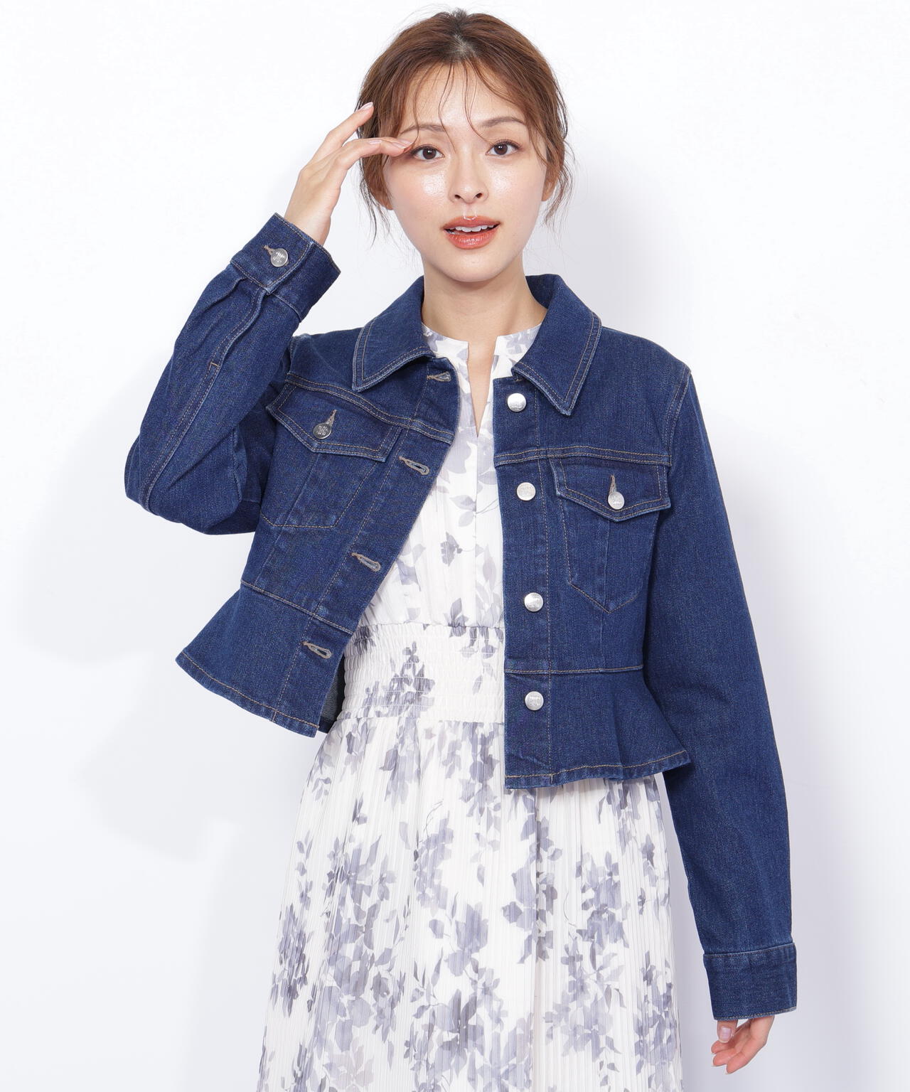 ペプラムデニムジャケット