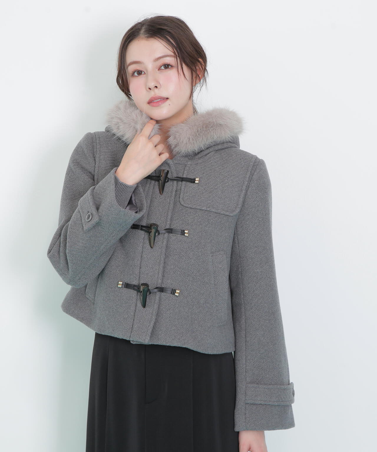 フェイクファー付ショートダッフルコート