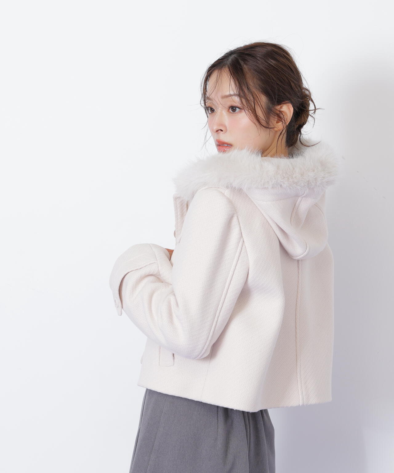 フェイクファー付ショートダッフルコート