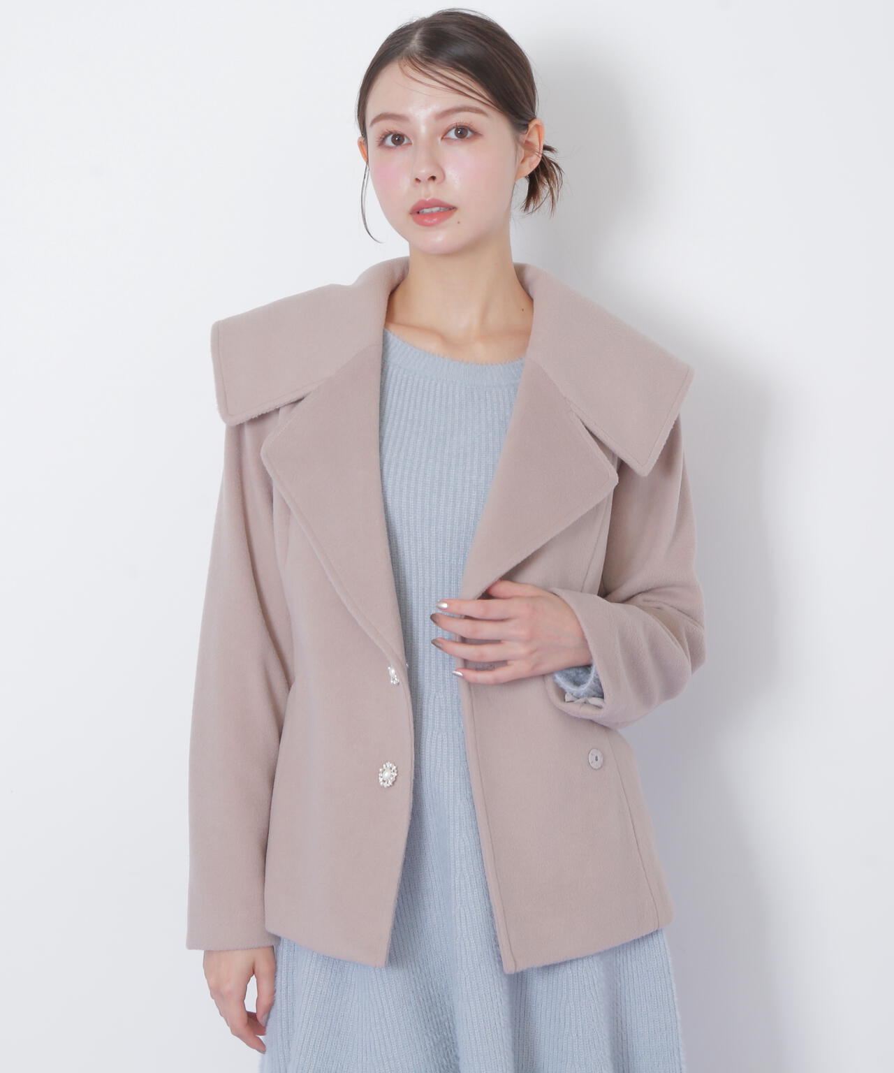 ビジュー釦ビッグカラーショートコート | JILL by JILL STUART