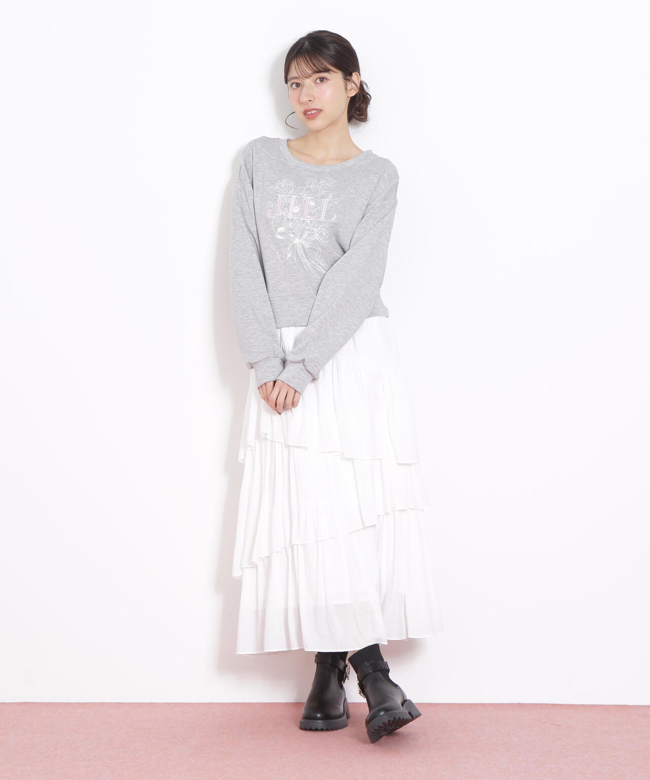 リボンブーケロゴ刺繍スウェット