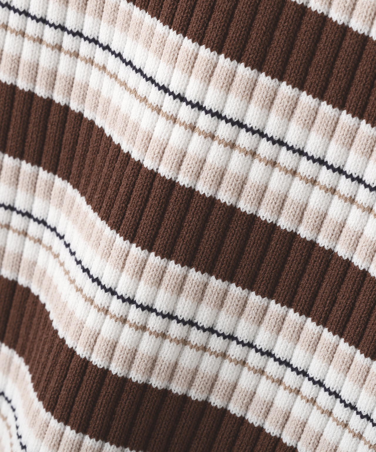 マルチボーダーニット