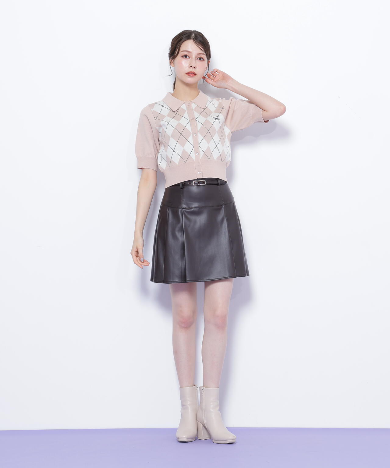 ポロ衿アーガイルニット