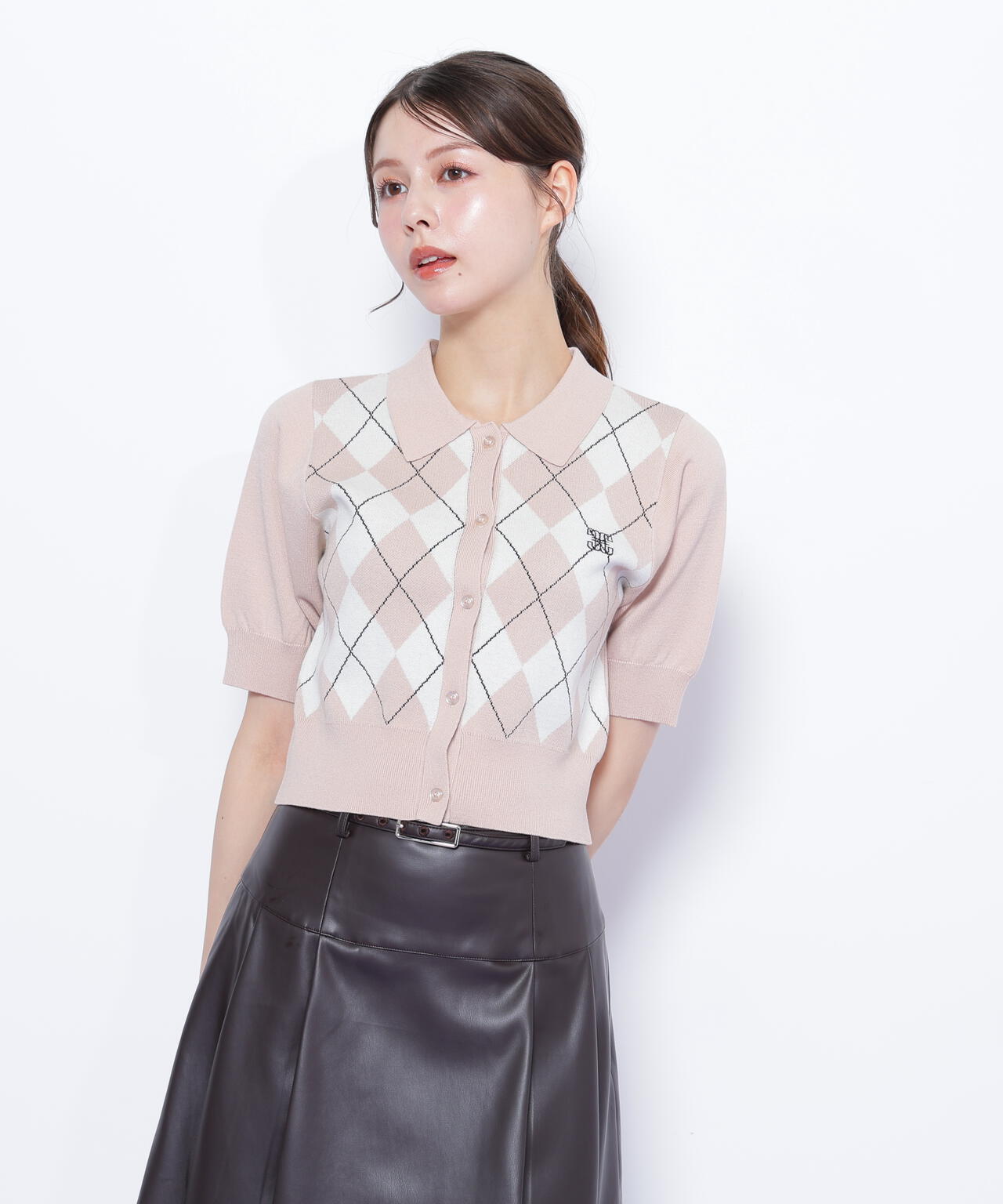 ポロ衿アーガイルニット