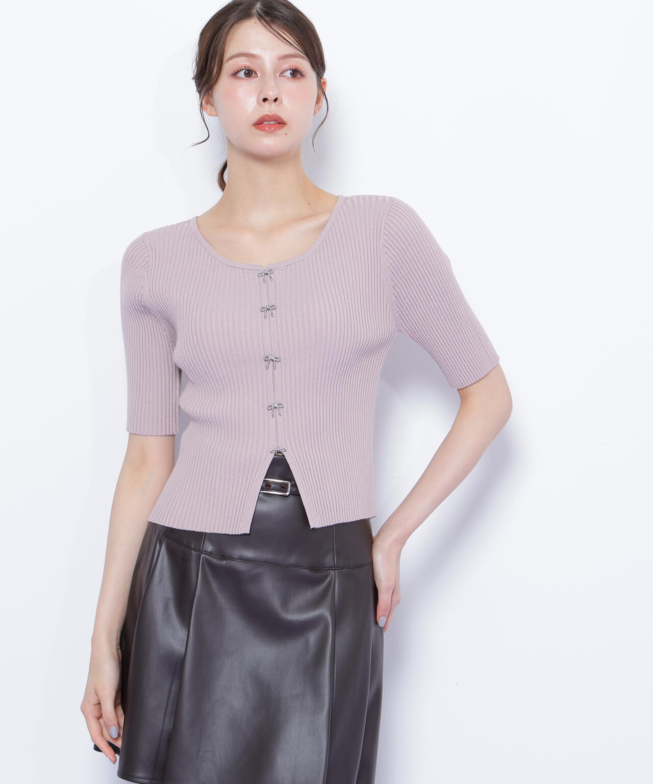 ジル バイ ジル スチュアート（JILL by JILL STUART）/リボンビジューリブニット リボンビジューリブニット | JILL by JILL STUART（ジル バイ ジル