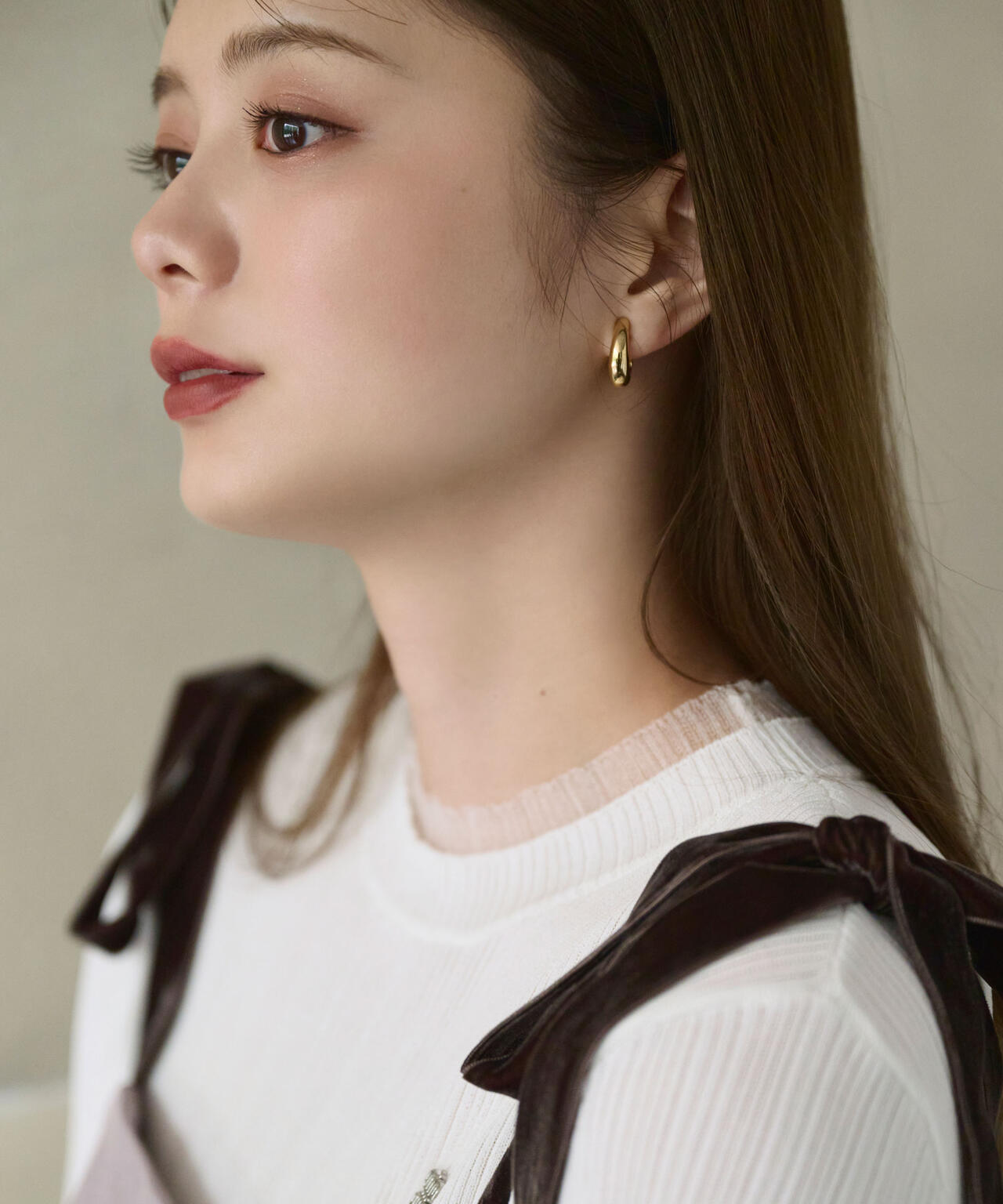 シアーフリルニット