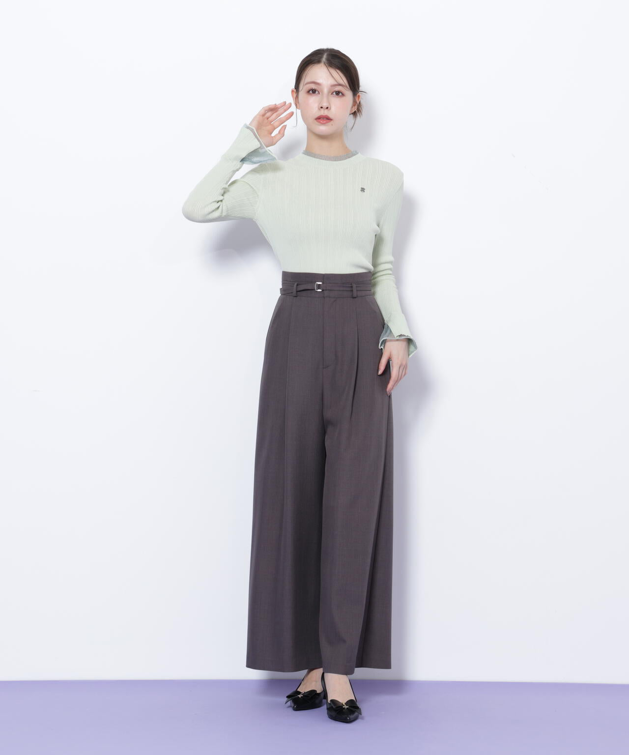 シアーフリルニット