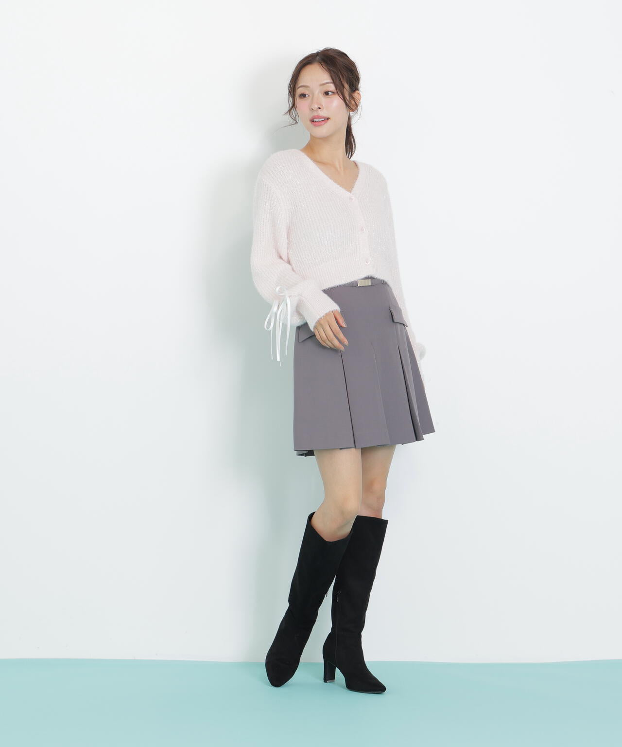 フィルムフェザーヤーンカーディガン