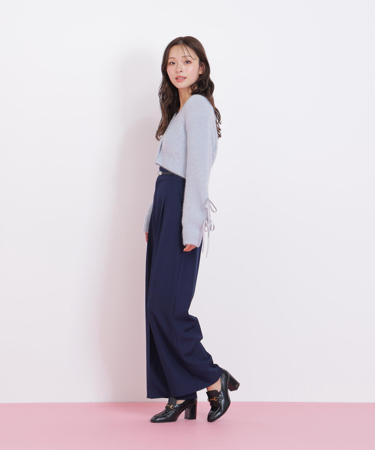 フィルムフェザーヤーンカーディガン