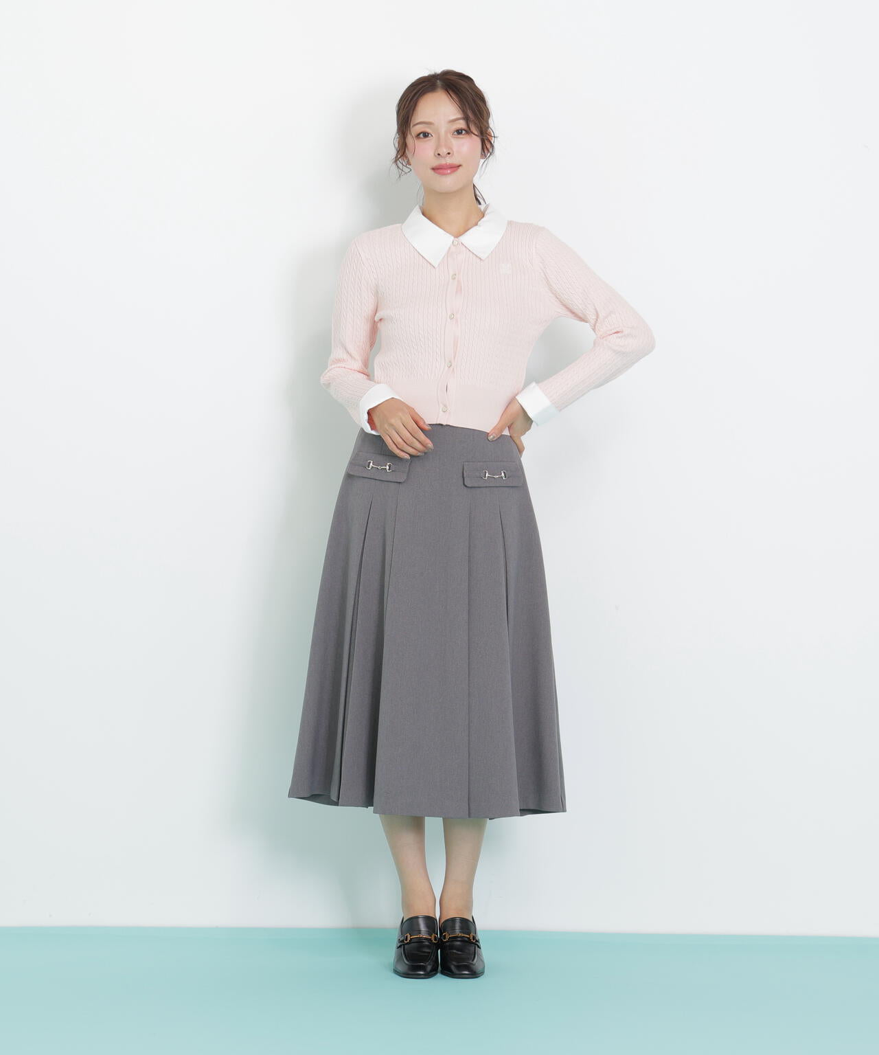 衿付きミニケーブルカーディガン