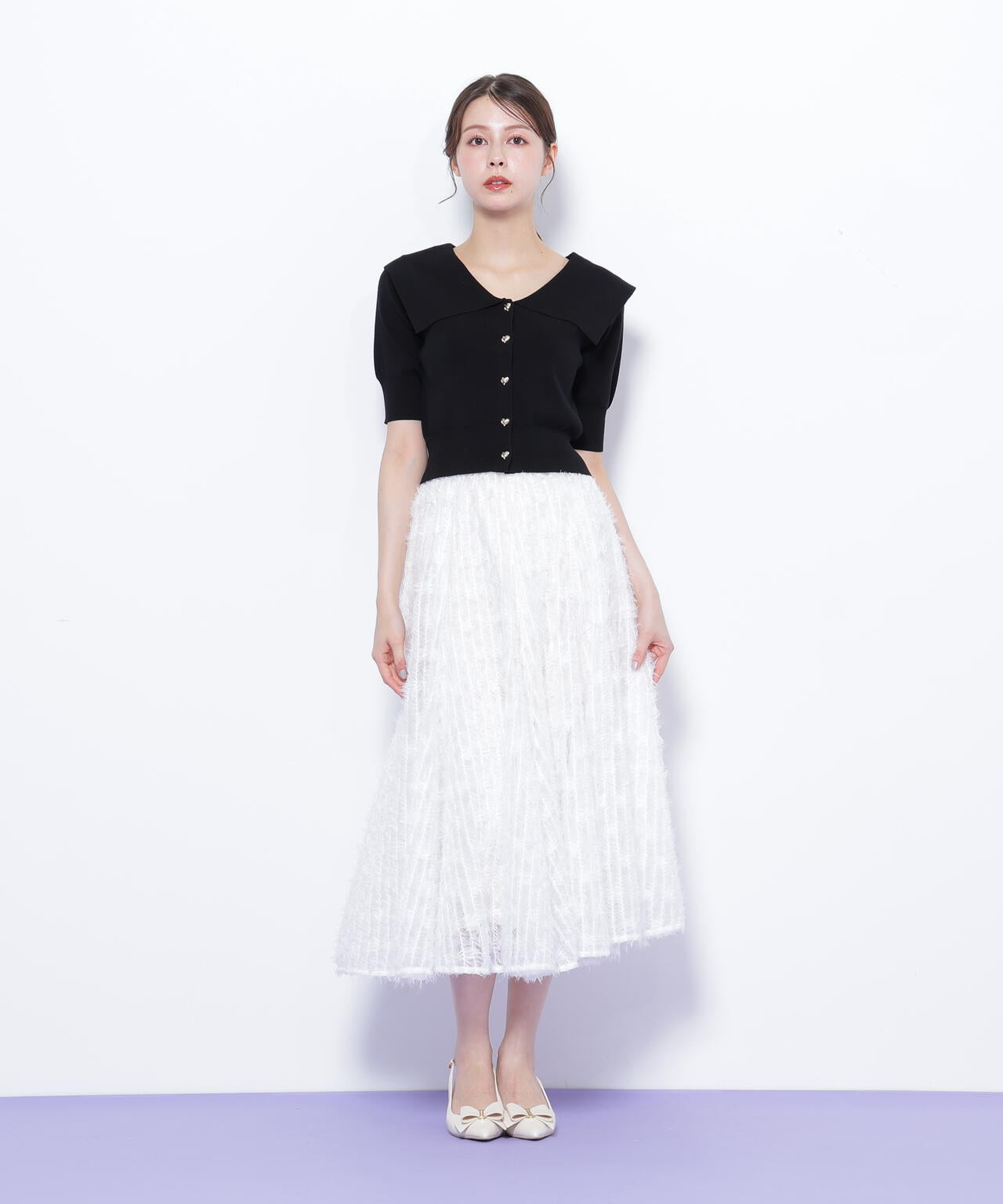 半袖ビッグカラーデザイン釦ニット