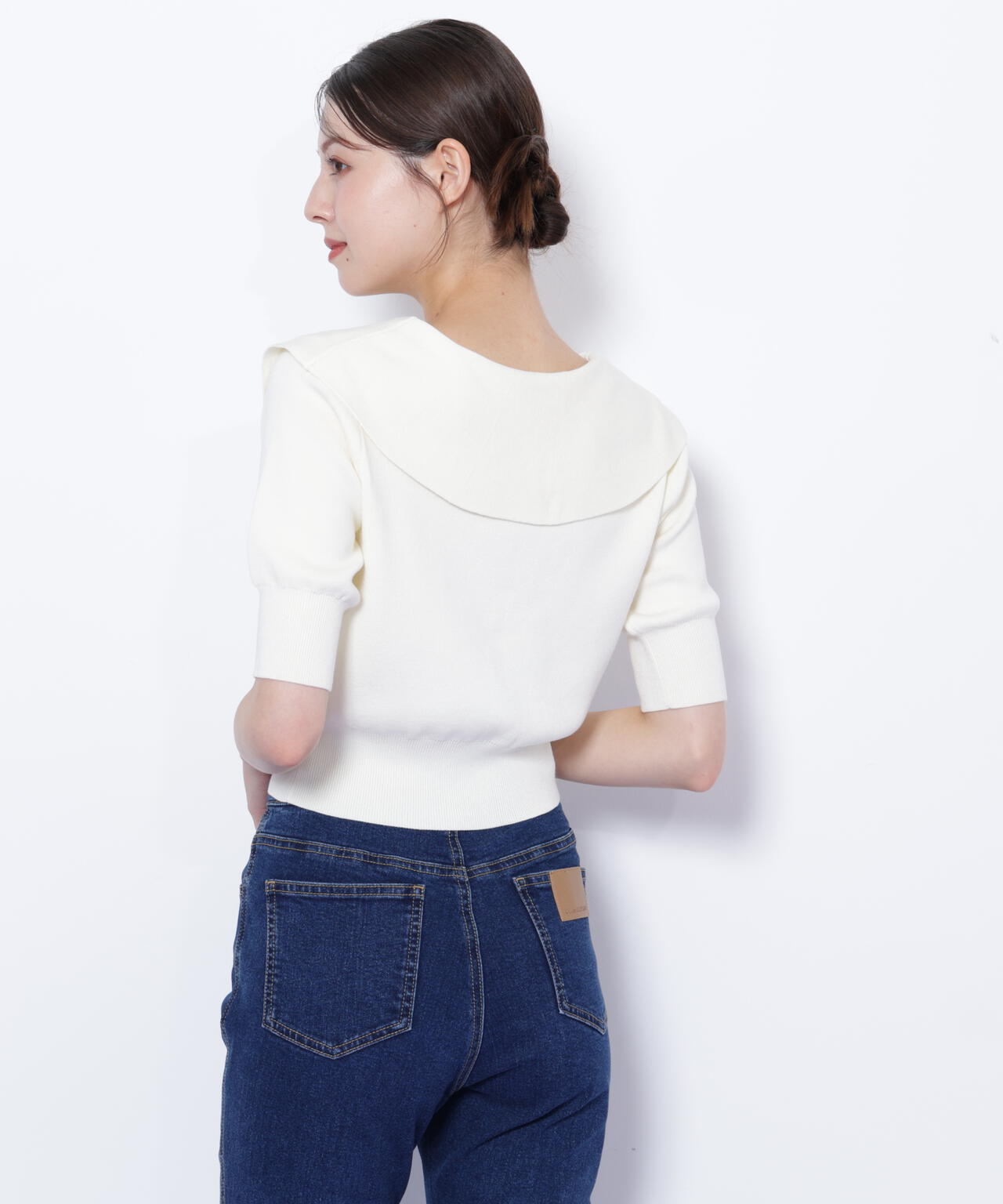 半袖ビッグカラーデザイン釦ニット