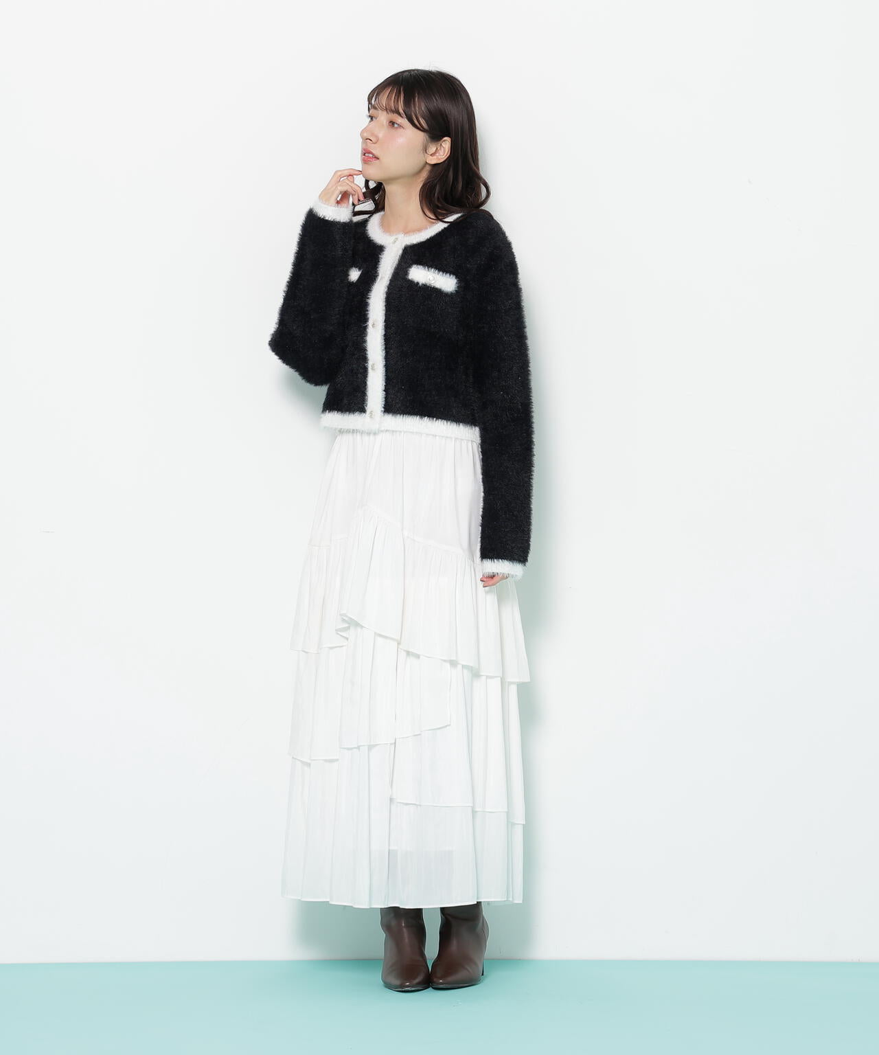 スパンコールフェザーニットジャケット