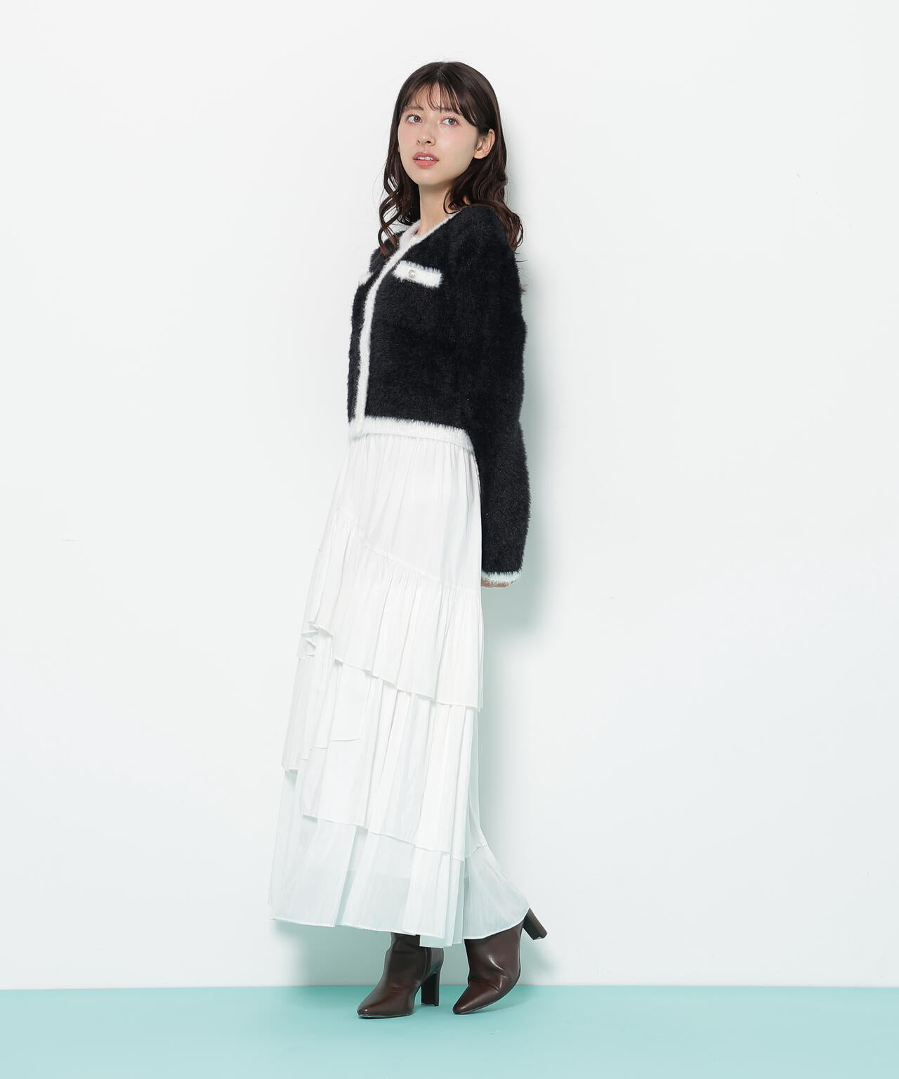 スパンコールフェザーニットジャケット