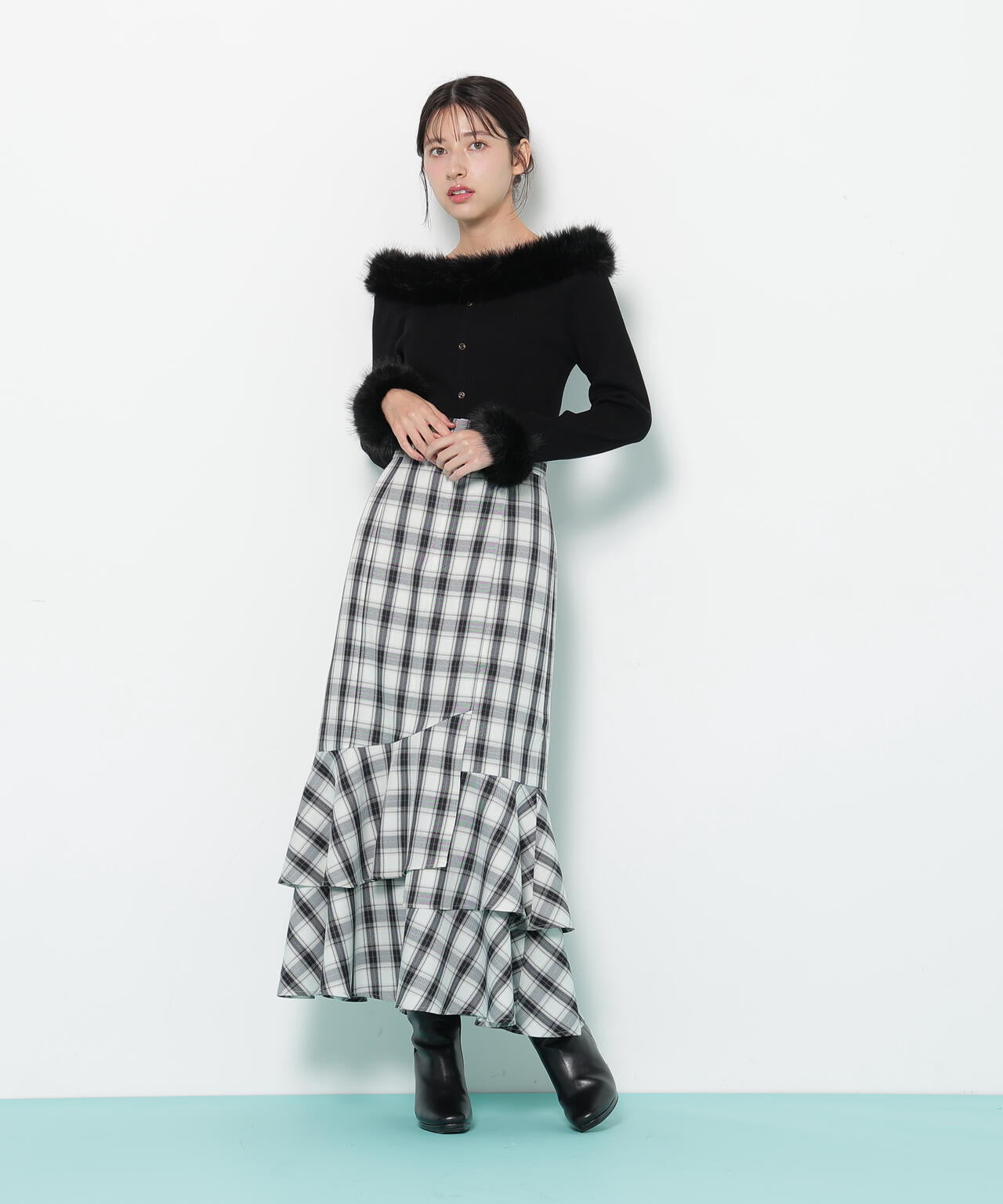 フェイクファートリムニット