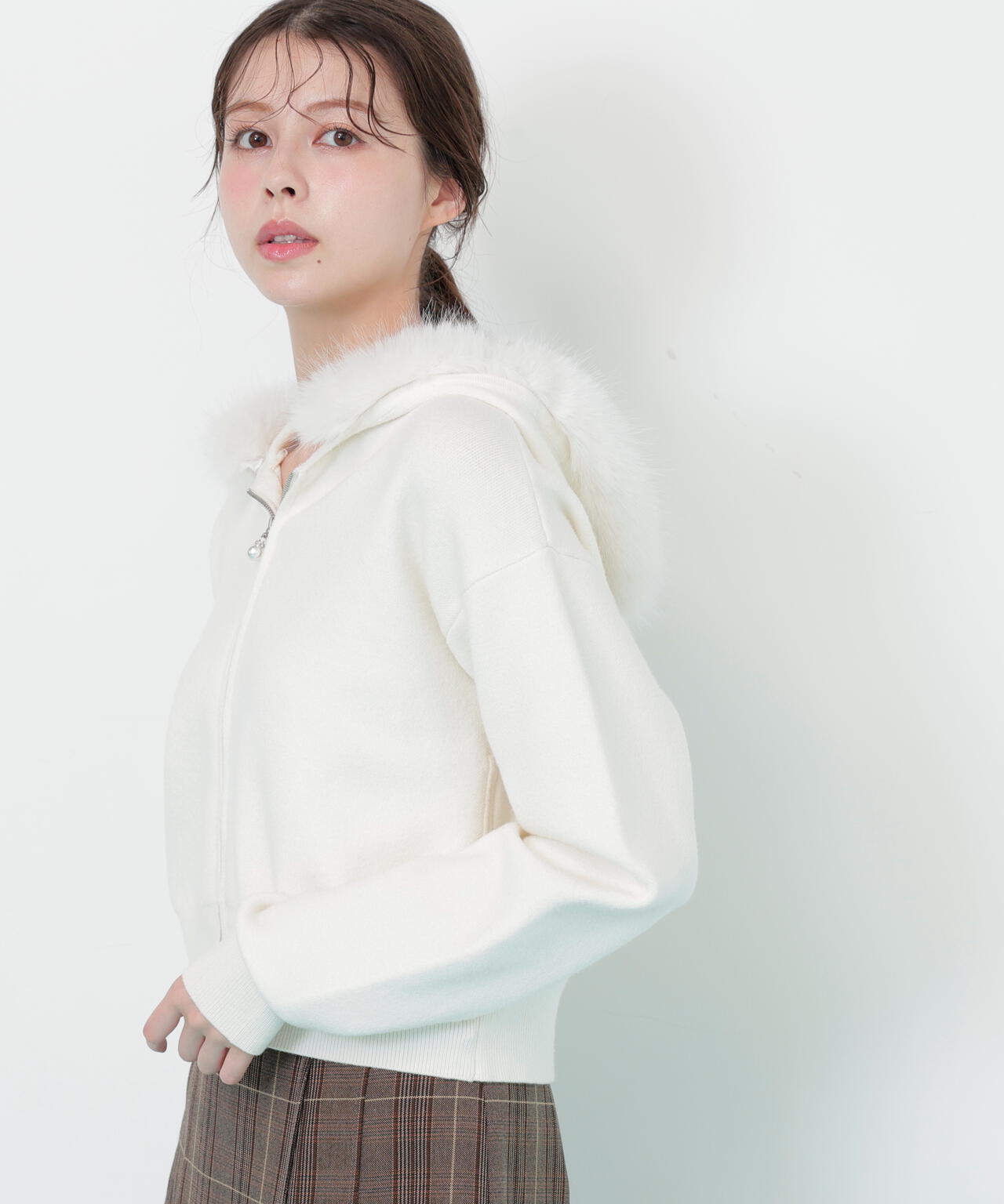 フェイクファー付きニットパーカー | JILL by JILL STUART（ジル バイ