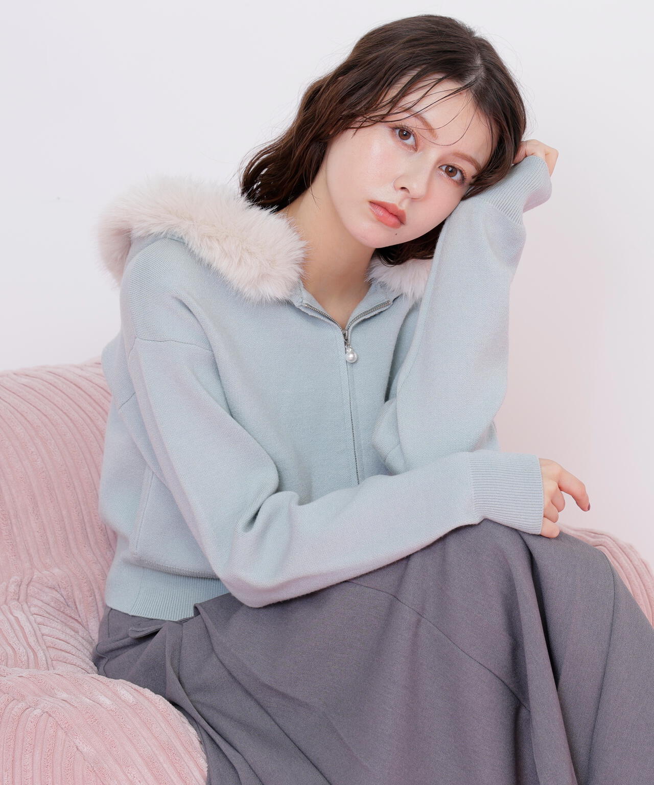 jill by jillstuart ボリュームフェイクファーニットパーカー JILL by JILL STUART（ジルバイジルスチュアート）の